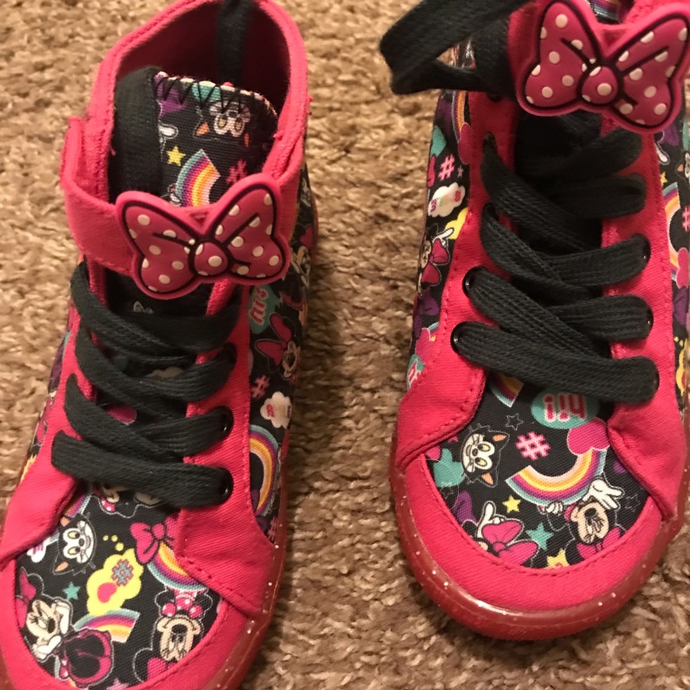 Minnie Mouse super cute shoe sale